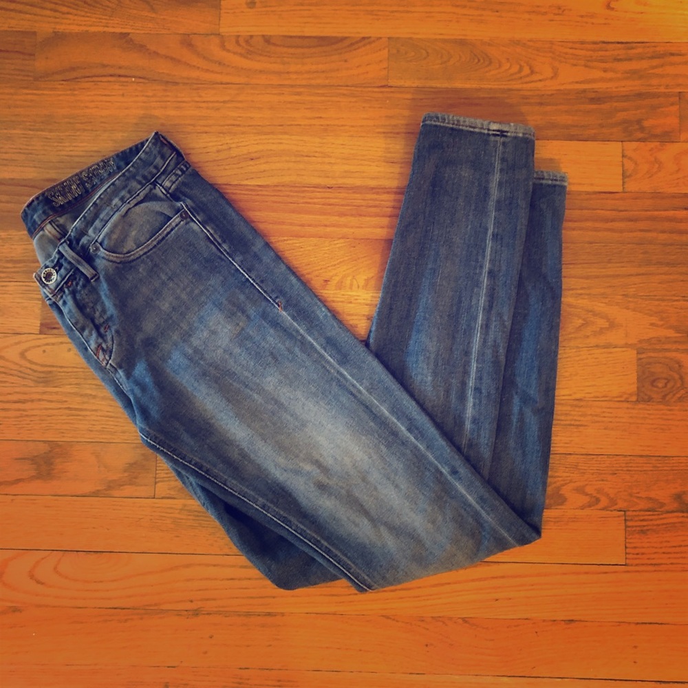 Madewell mid rise jeans. Size 26
